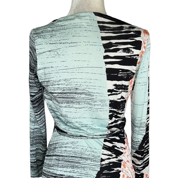 LN Diane Von Furstenberg Valencia Silk Pastel Wrap Mini Dress in Rockscape - 4 - Picture 11 of 16
